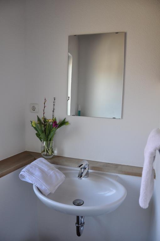 Gastezimmer Am Hof Frankfurt am Main Exteriör bild